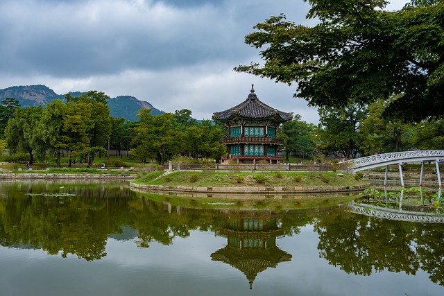  고종 황제의 경복궁 별빛 야행 봄 밤의 아름다운 여행

 bbs_20240406223804.jpg