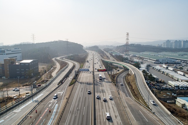  한반도 미세먼지 주의보 확대 내일도 나쁨 수준 전망

 bbs_20240417141703.jpg